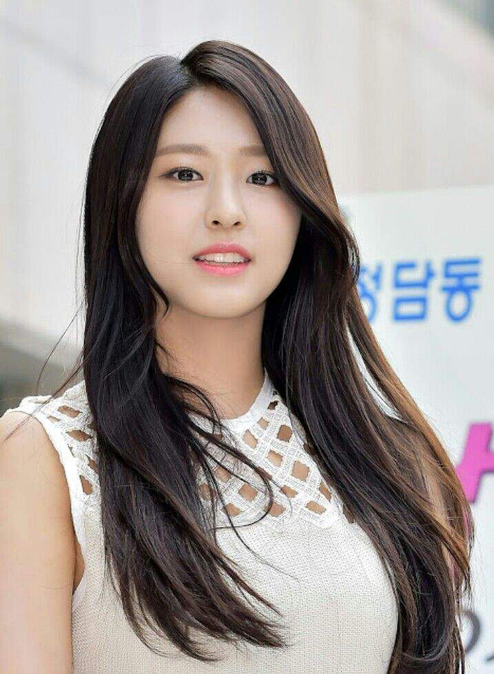 Kim Seol Hyun | Wiki | K-Pop Amino