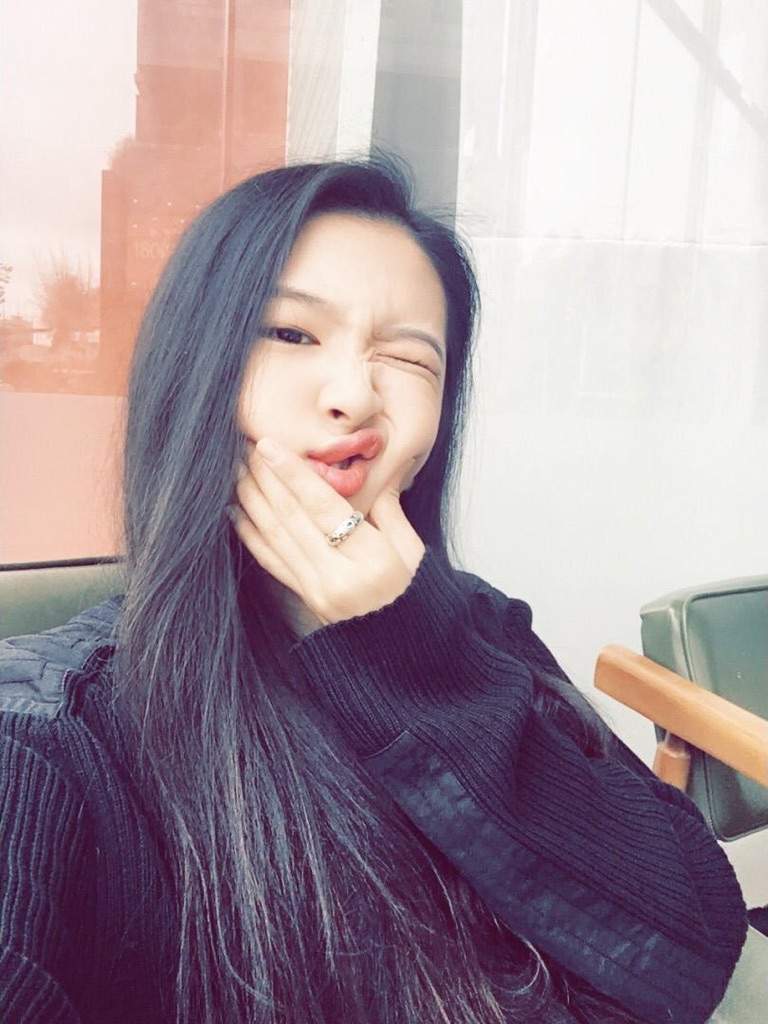 Jeon Jiwoo | Wiki | Asian Roleplay Community Amino