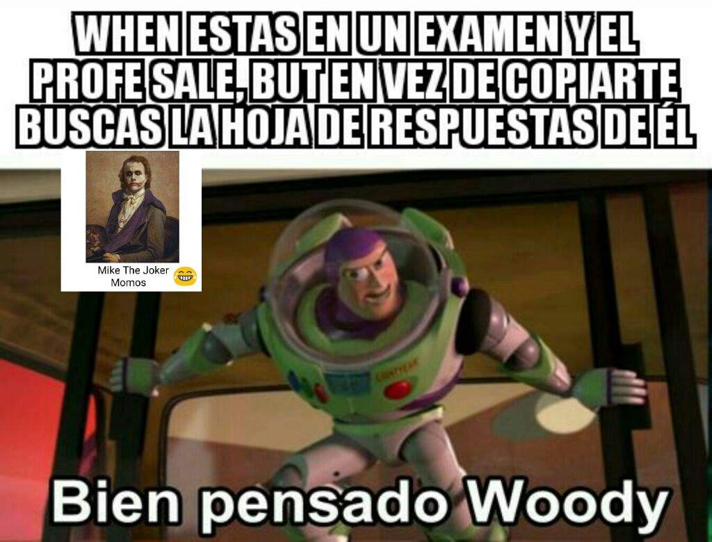 *Viendo la pelea* Oh que buena idea para un MOMAZO | Momos En Español Amino