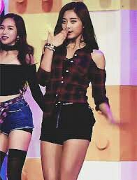 How To Dress Like Tzuyu Ooh Ahh Stage Outfit K Pop Amino