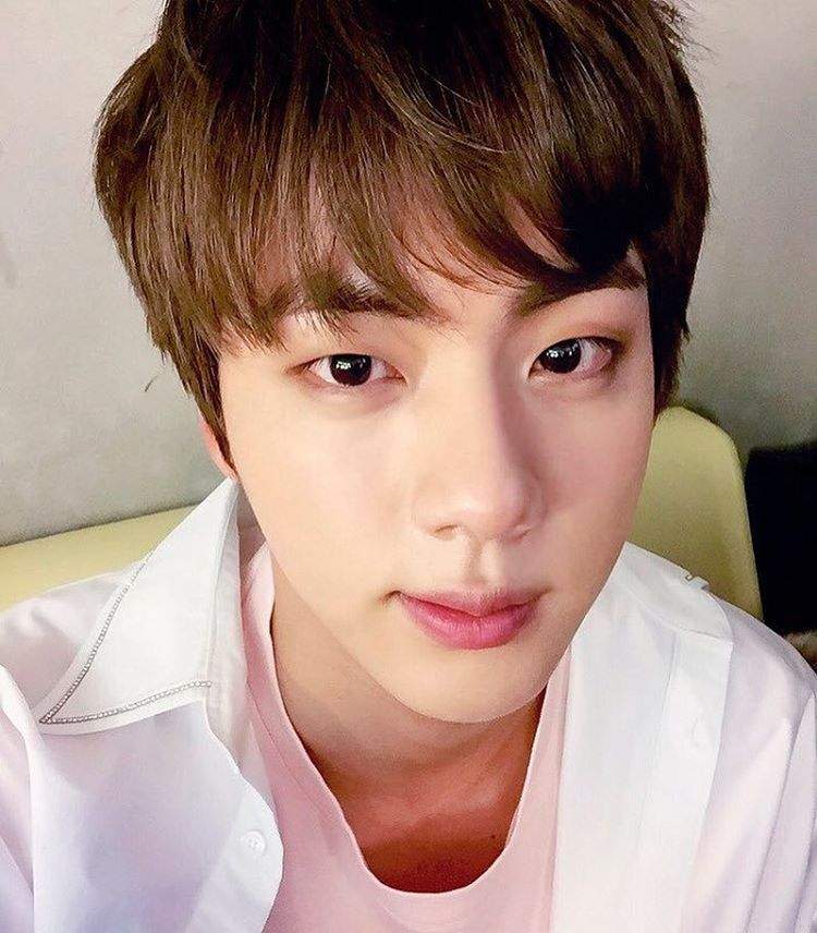 Jin's selfie collection pt.2 | ARMY's Amino