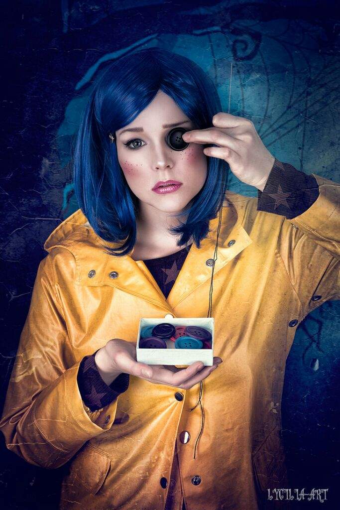 Melhores Cosplays de Coraline | Stop Motion BR Amino