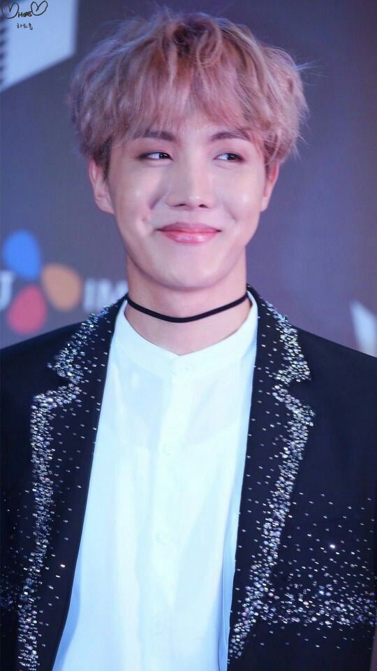 BTS and their 27 ear piercings ARMY's Amino