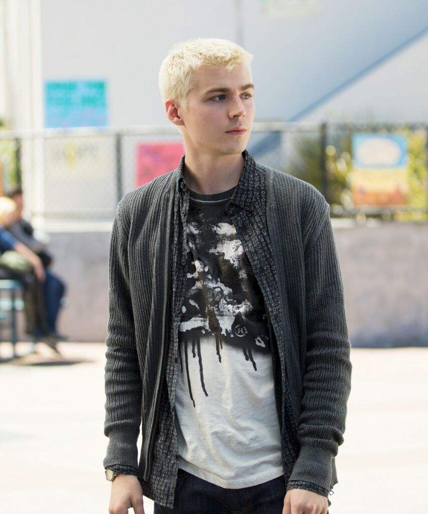 Alex Standall Wiki 13 Reasons Why ‣ Amino