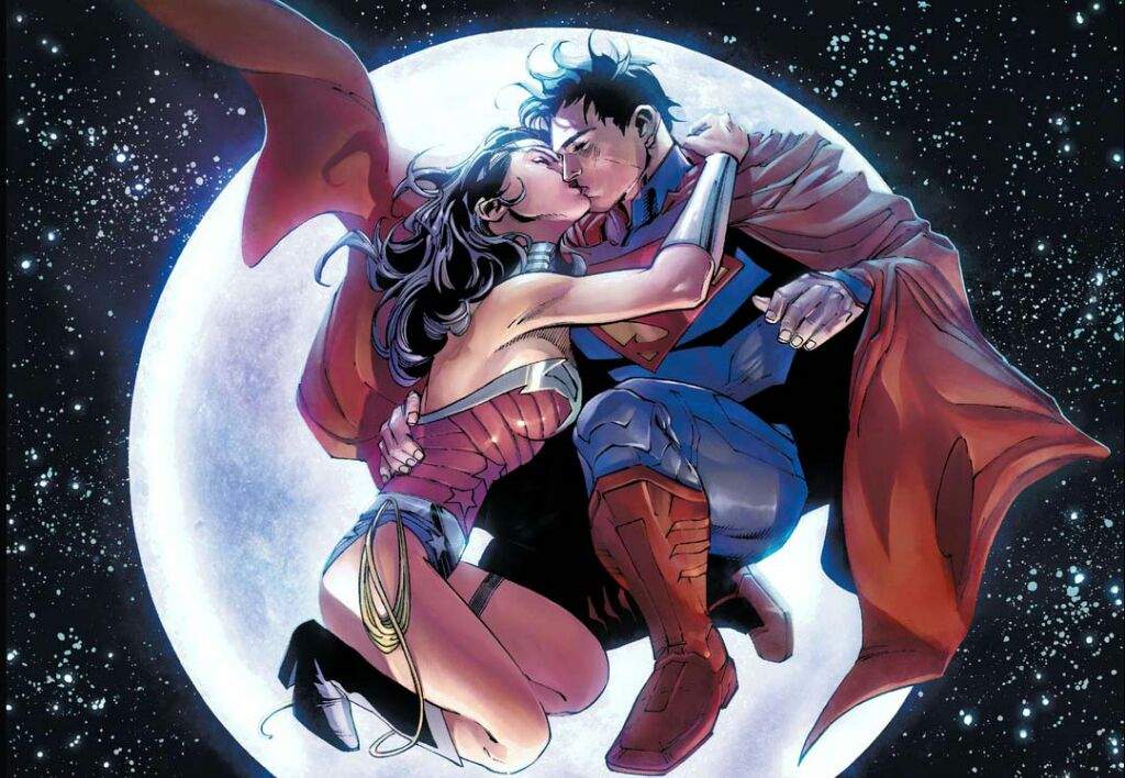 Superman/Wonder Woman in DCU Not Canon? 