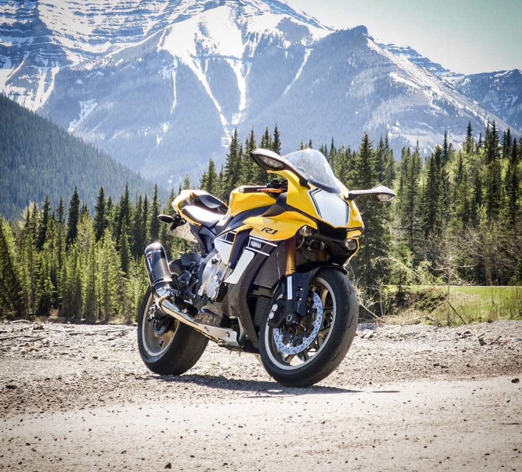Rocky Mountains in Alberta | Motorcycle Amino Amino