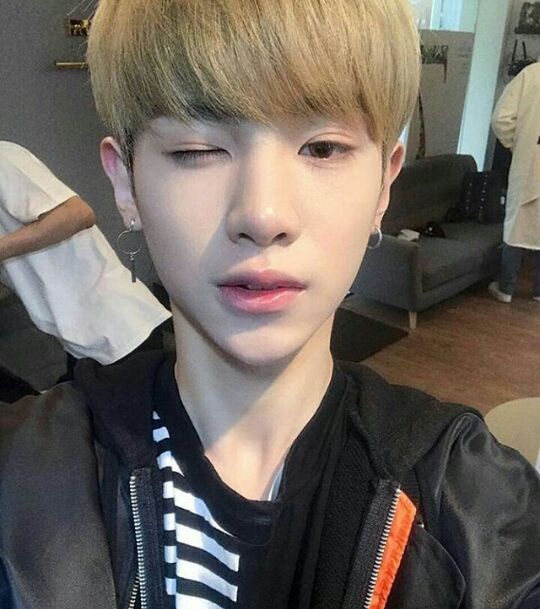 Justin Huang Wiki Produce 101 Boys Amino