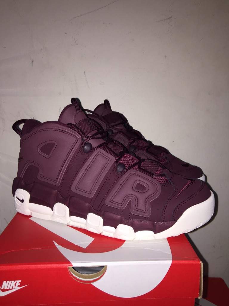 uptempo bordeaux