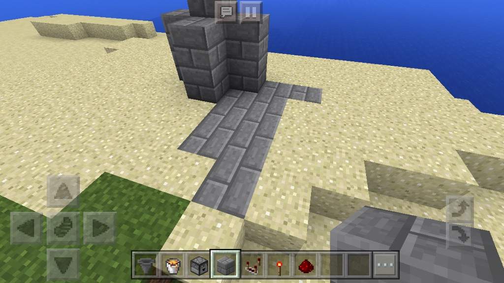 How to make a simple trash can Minecraft Amino