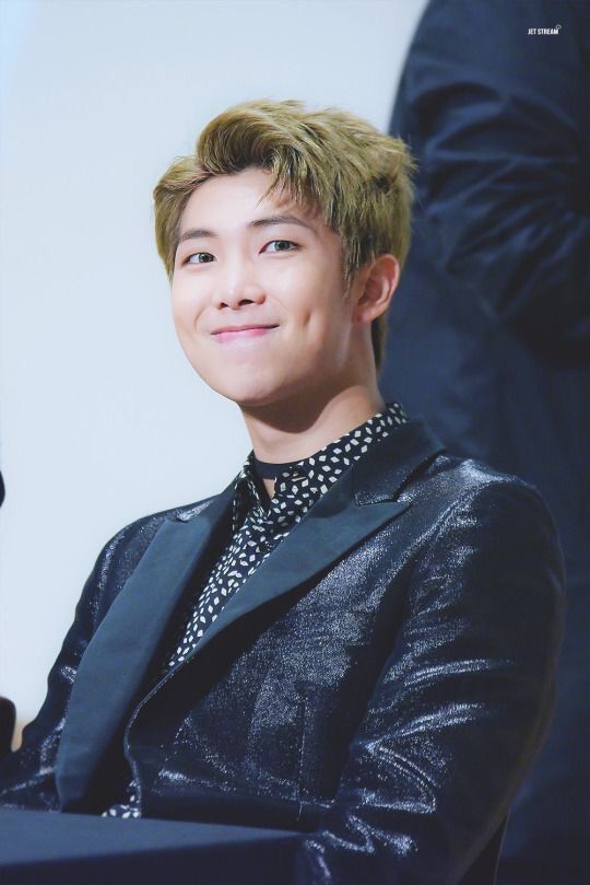 RM'S dimples💕🌙 | RM ARMY Amino