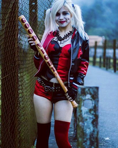 Lucy Momsen | Wiki | Harley Quinn Amino