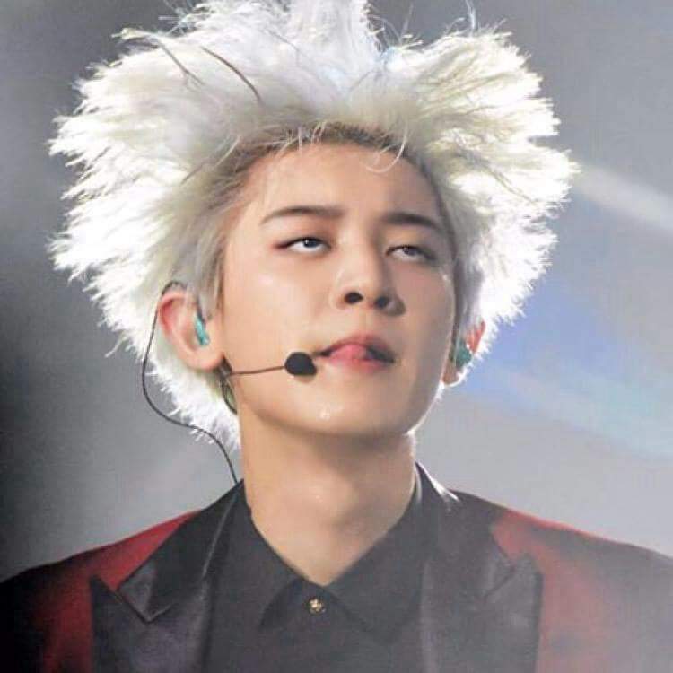 The funny and crazy side of Park Chanyeol | ARMY•L Amino