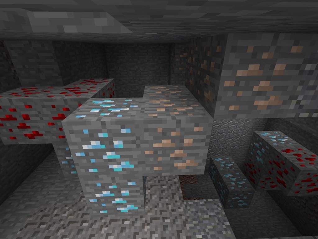 A Guide to Mining Diamonds! | Minecraft Amino