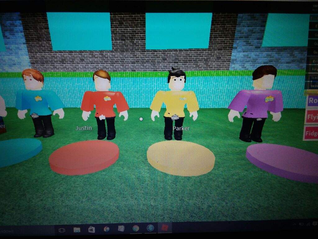 So I M Playing Click Bait Games And Uh Roblox Amino