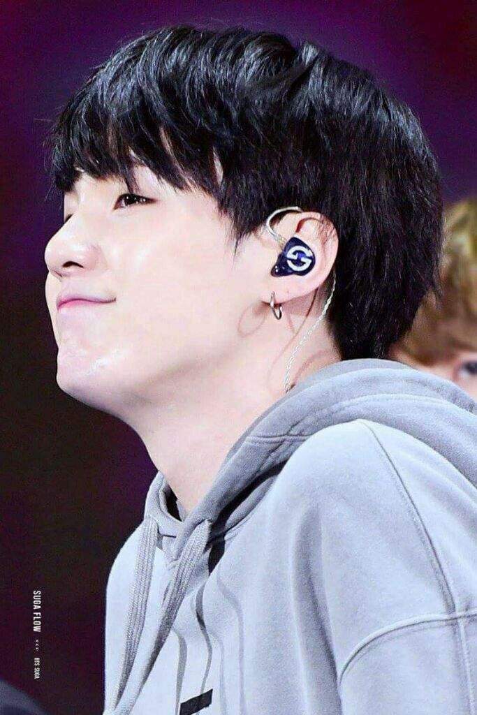 BTS' In-Ear Pieces | ARMY's Amino