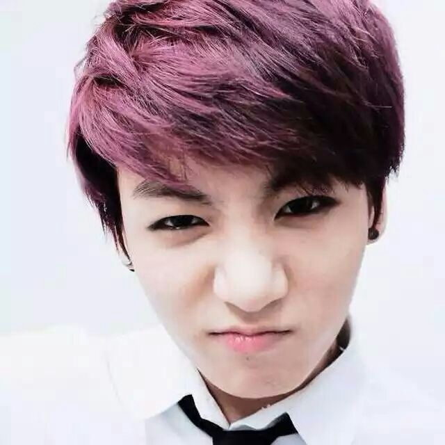 Which member with purple hair  ARMY s Amino