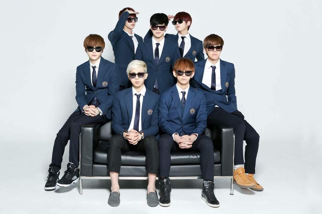 Bts Festa Family Photos 14 17 Pt 1 Army S Amino