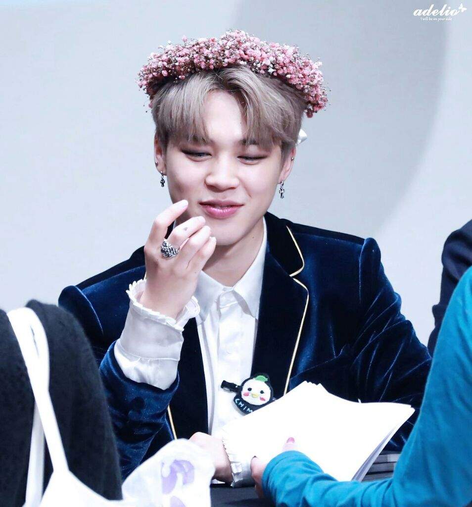 Jimin with flower crowns 💐 | Park Jimin Amino