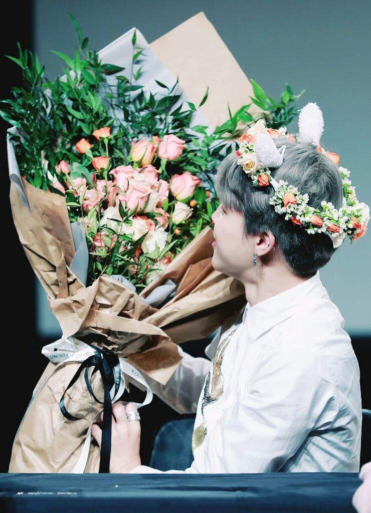 Jimin with flower crowns 💐 | Park Jimin Amino