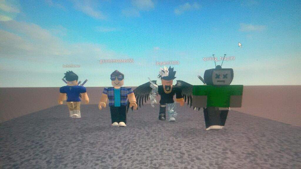 Walking With Mi Bros Roblox Amino - roblox character walking