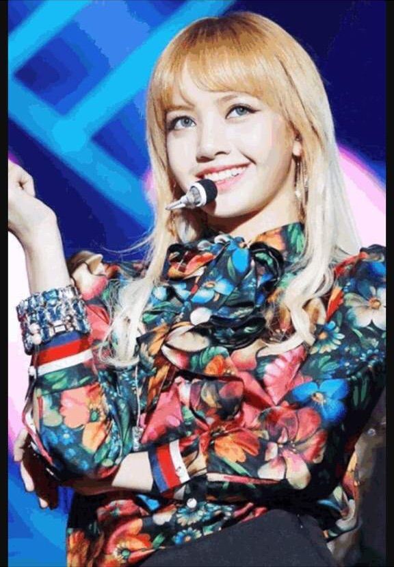 Lisa's Transformation | BLINK (블링크) Amino