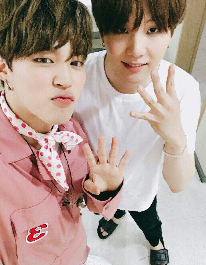 Yoonmin Selca Armys Amino 0851