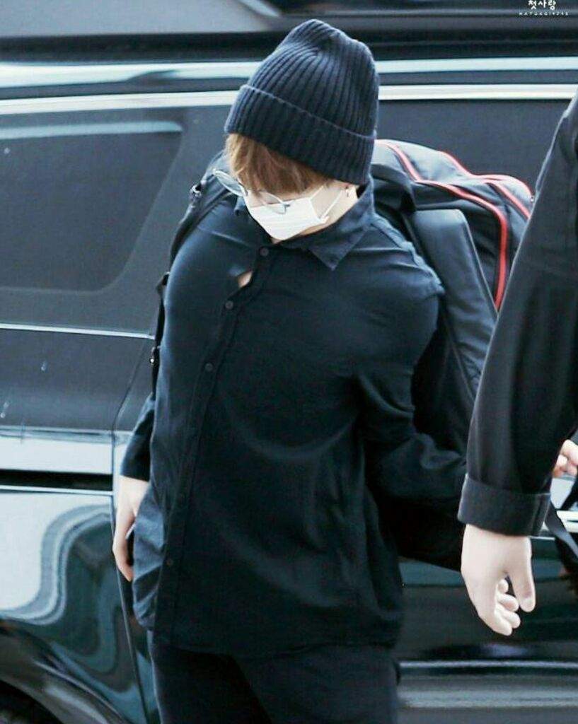 170614 Jungkook at Incheon Airport | ARMY's Amino