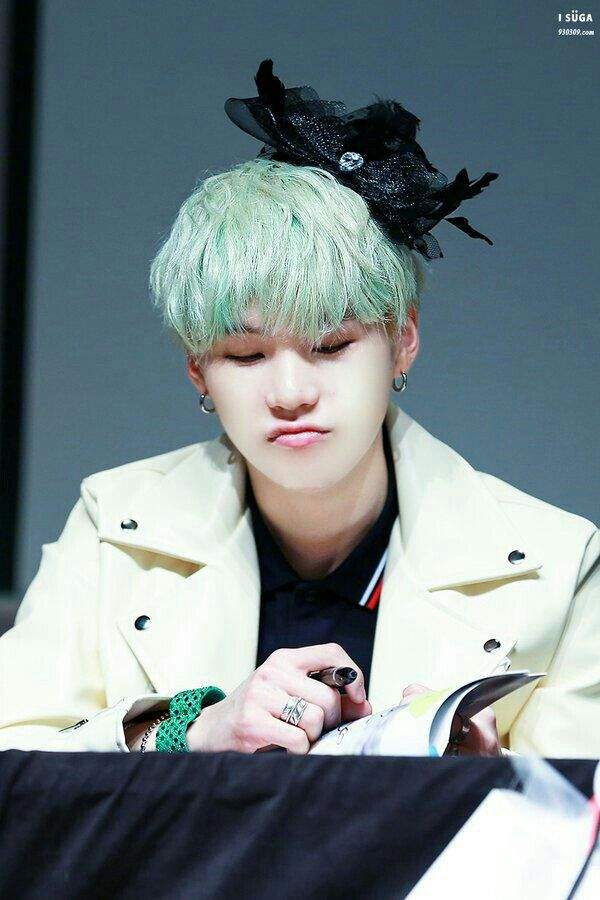 My favourite suga hair colour | ARMY's Amino