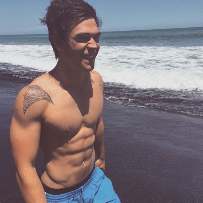 New Blog: Facts about KJ Apa a.k.a Archie Andrews.