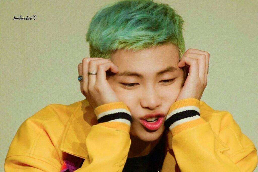 Pouting BTS | ARMY's Amino