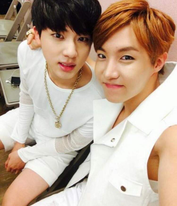 💚J hope ships 💚 | ARMY's Amino