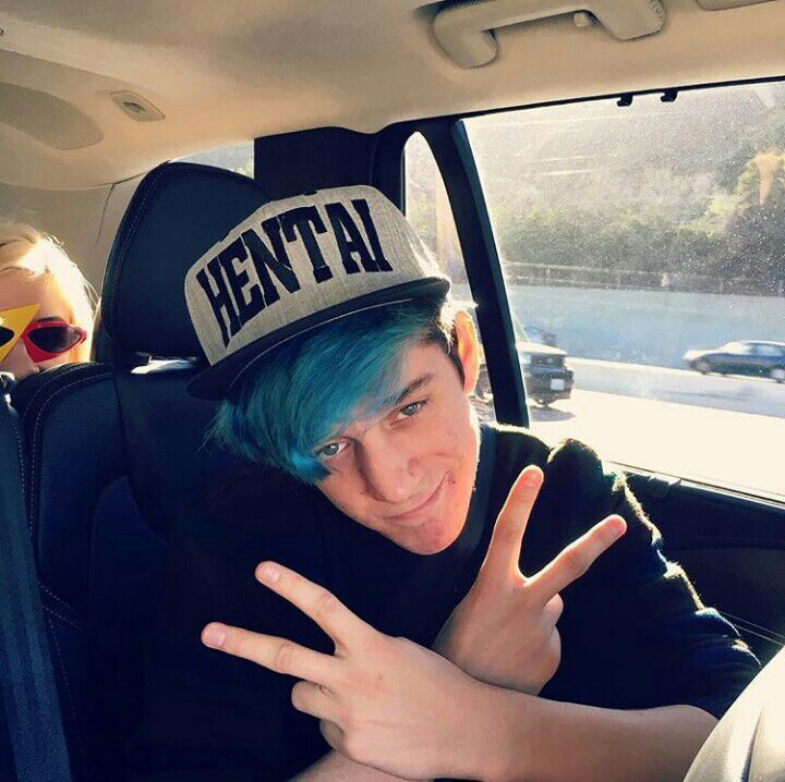 Ethan Blue Boy 💙 Wiki Crankgameplays Amino Amino 4594