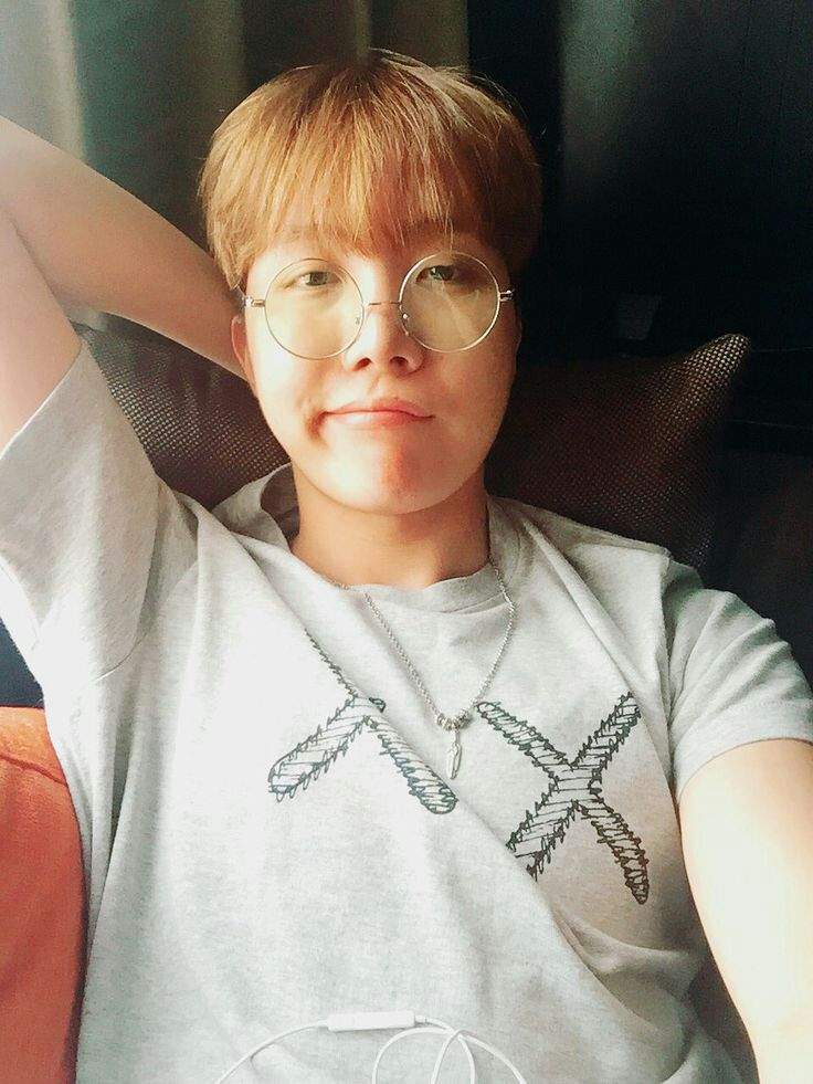 J-Hope wearing (sun & normal)glasses | J-Hope Amino