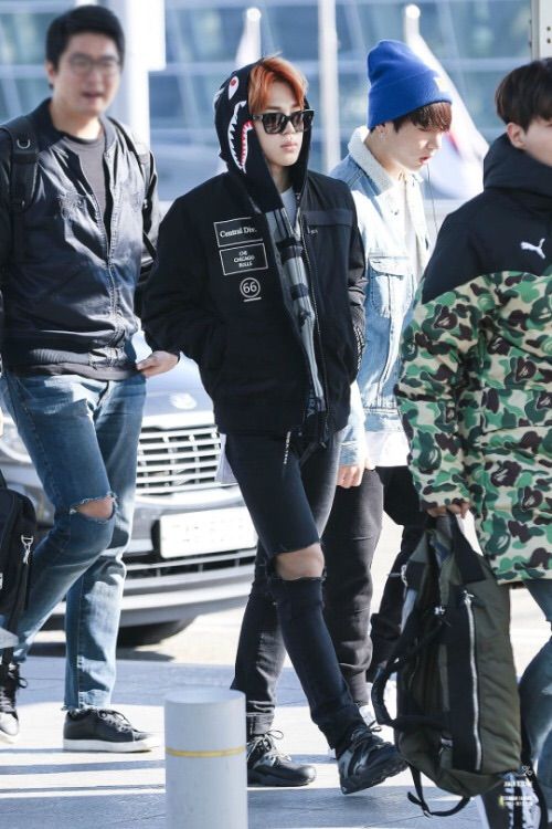 Jimin in all black and ripped jeans | ARMY's Amino