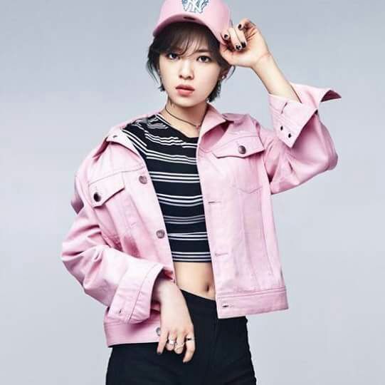 Jeongyeon Wiki KPop Amino