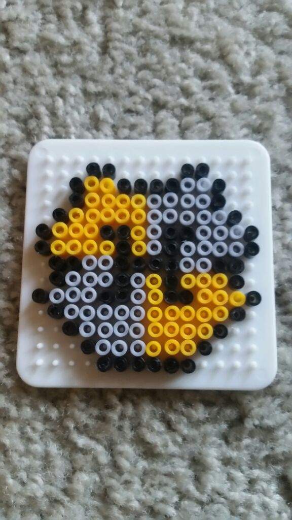 Diy Hufflepuff Badge (Melting/Perler Beads) | Hufflepuff Amino