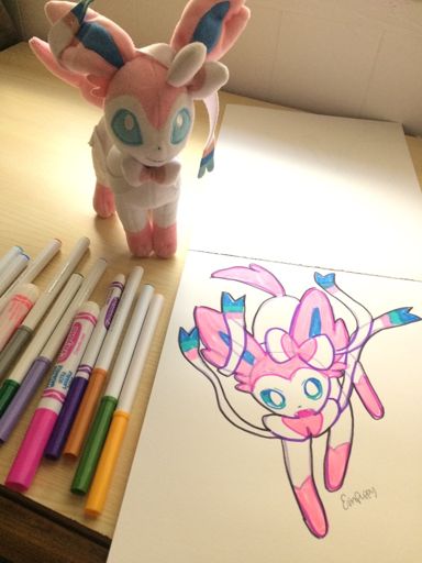 quick sylveon doodle | Pokémon Amino