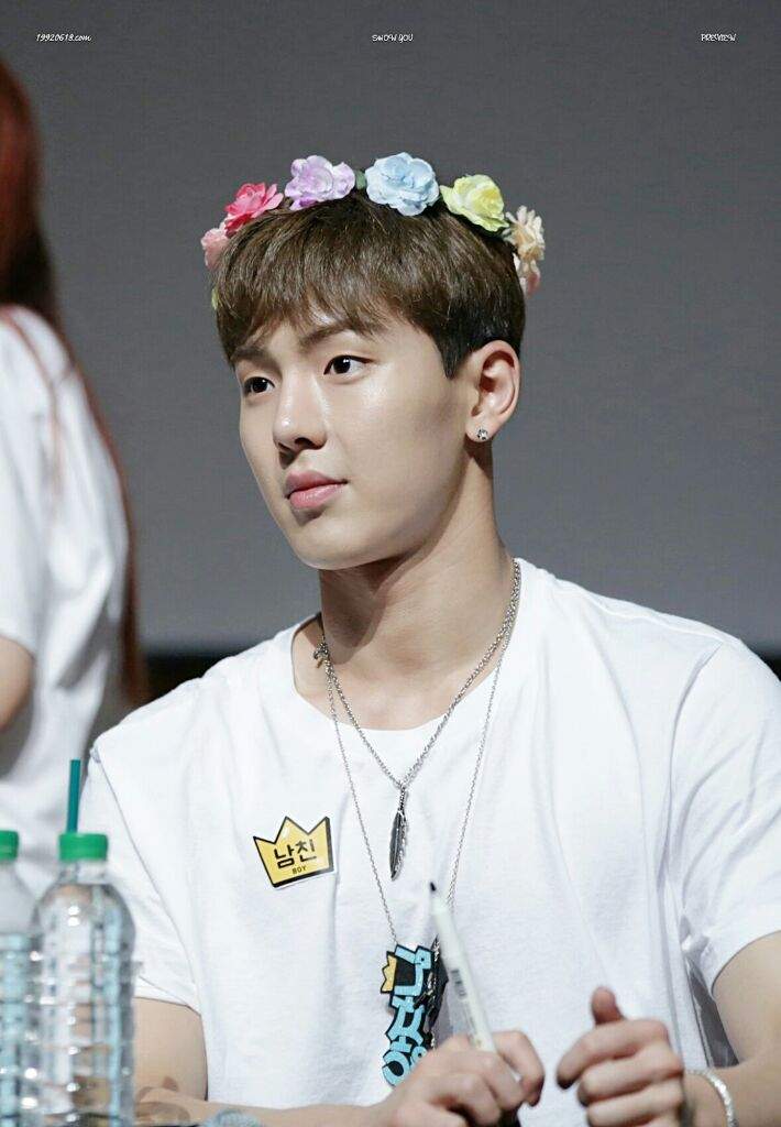 [Shownu] 170702 Gangnam Fansign | MONBEBE Amino