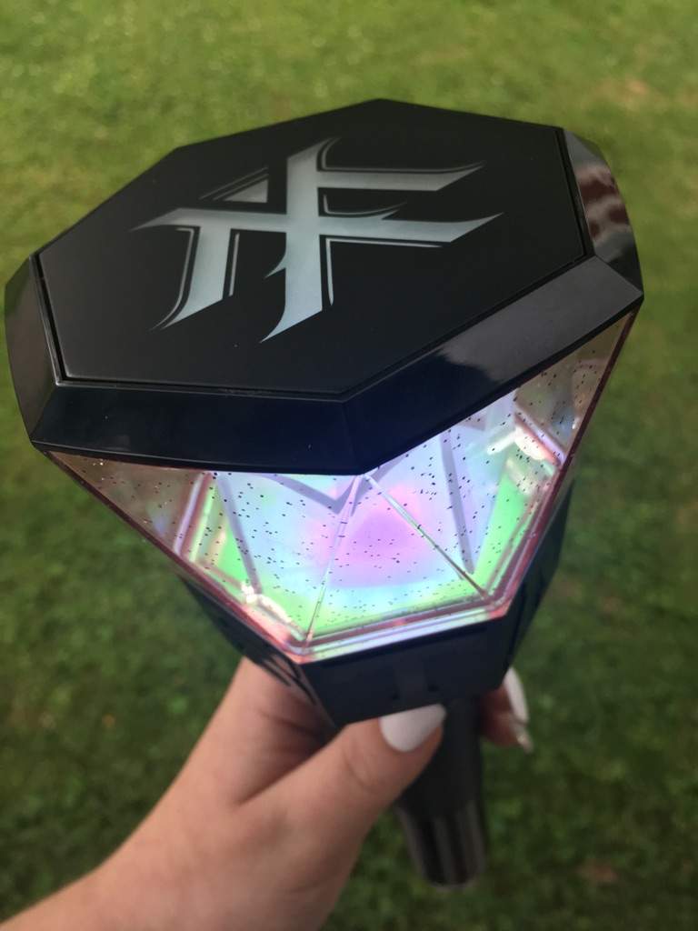 Monsta X Lightstick Unboxing | K-Pop Amino