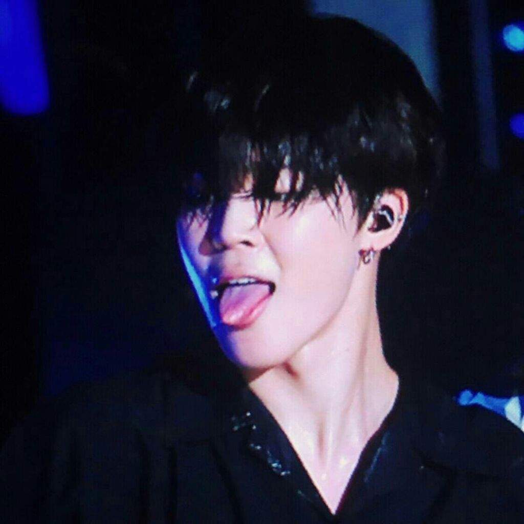 Bless Jimin and his long ass tongue👅 | ARMY's Amino