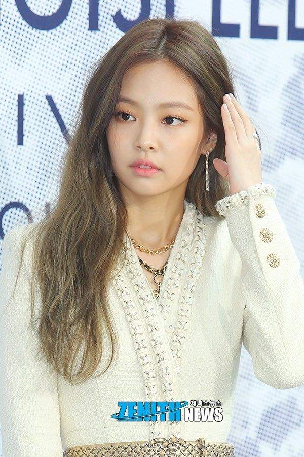 Visual Queen: Jennie Kim | K-Pop Amino