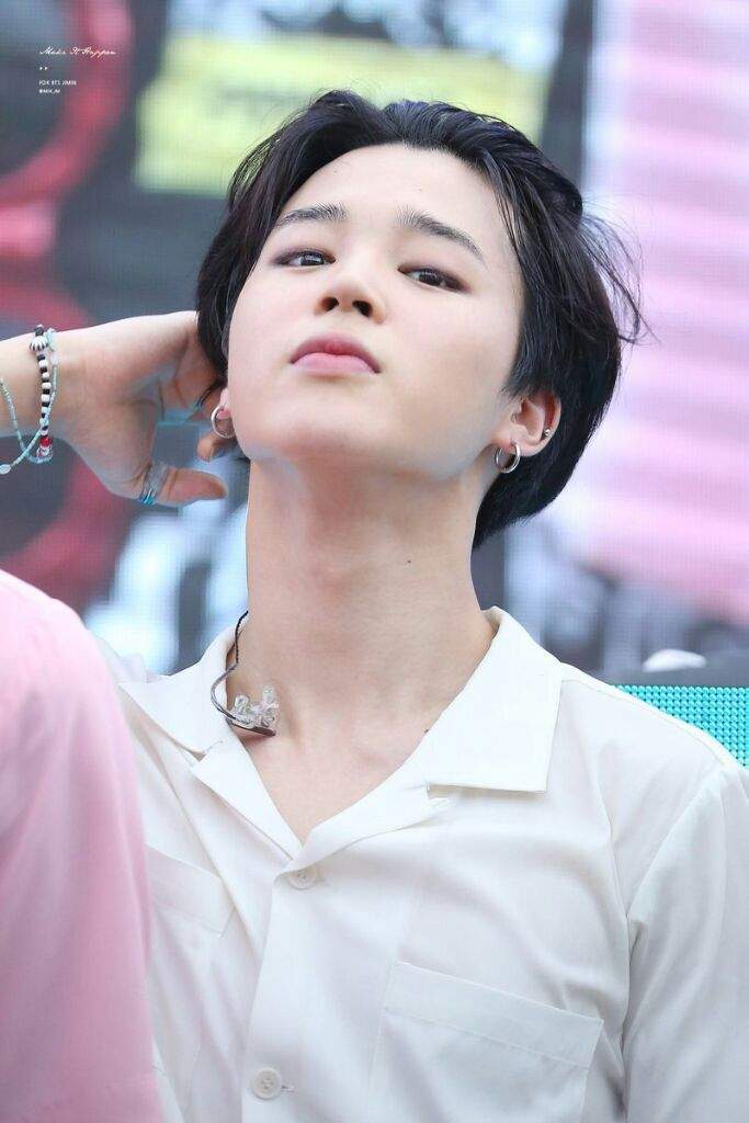 Jimin's Hair Flip 😍😍😍 | Park Jimin Amino