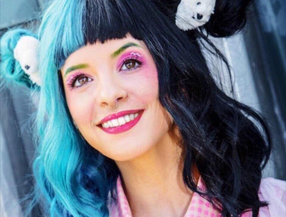 Melanie Martinez Without Her Tooth Gap | Melanie Martinez Amino 🍼 Amino