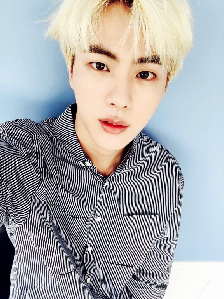 Blonde Hair With Dark Eyebrows Army S Amino