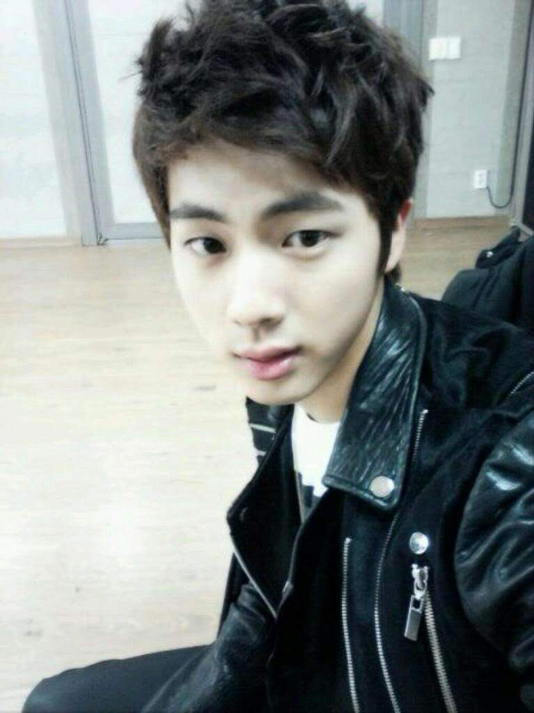 KIM SEOKJIN: Predebut + Facts | ARMY's Amino