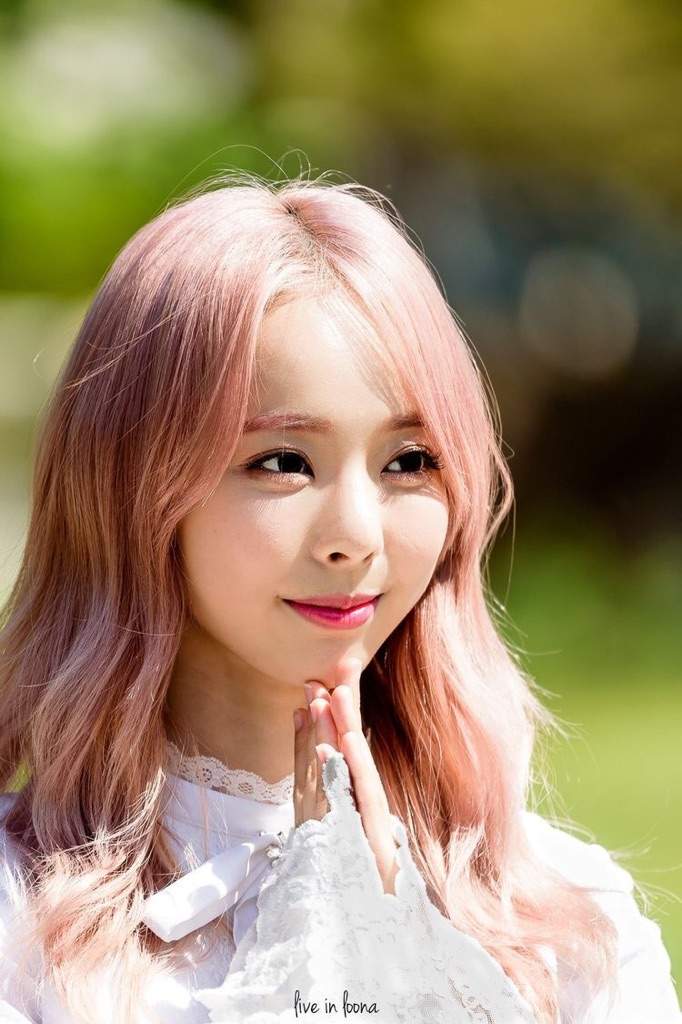 ViVi | Wiki | LOOΠΔ Amino Amino