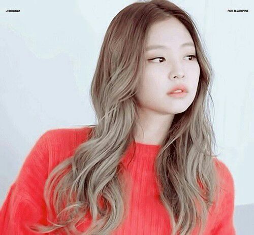 Which hair  color  looked the best on BLACKPINK  Jennie  