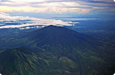 The Mystic Tale of Mount Banahaw | Urban Legends & Cryptids Amino