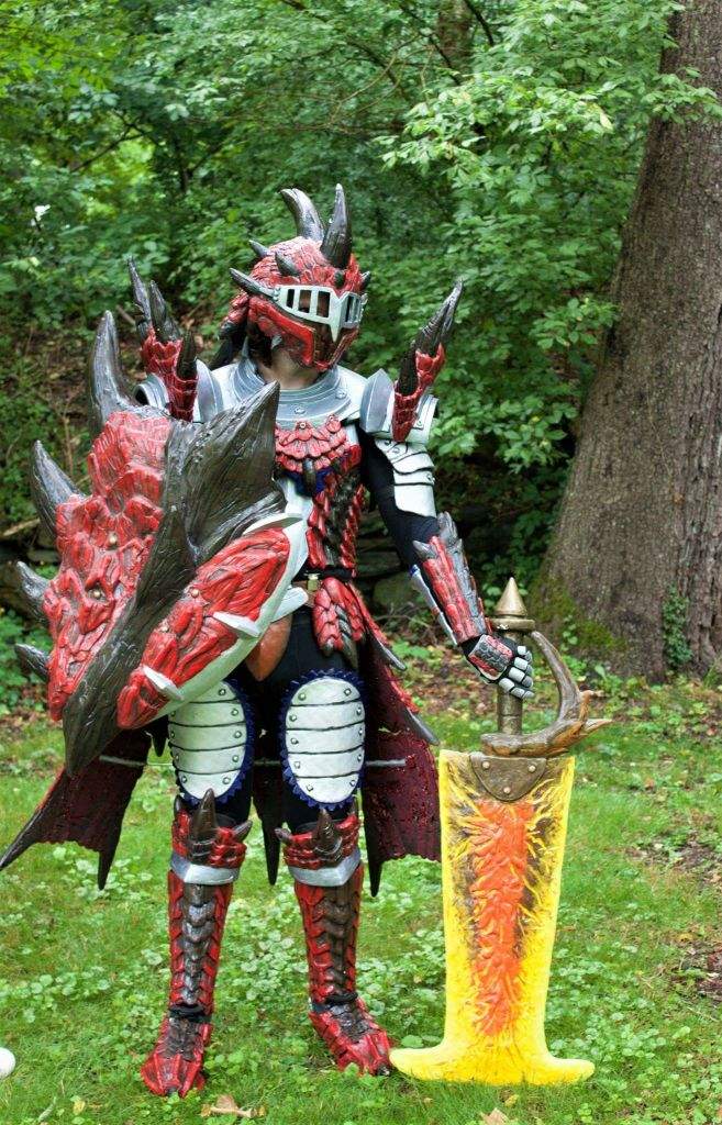 Selling Rathalos Armor Set | Monster Hunter Amino