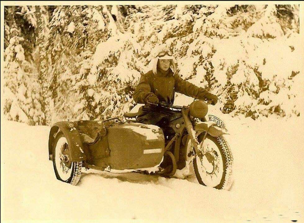 World War 2 Motorcycles-- Wehrmacht (Germany) | Motorcycle Amino Amino
